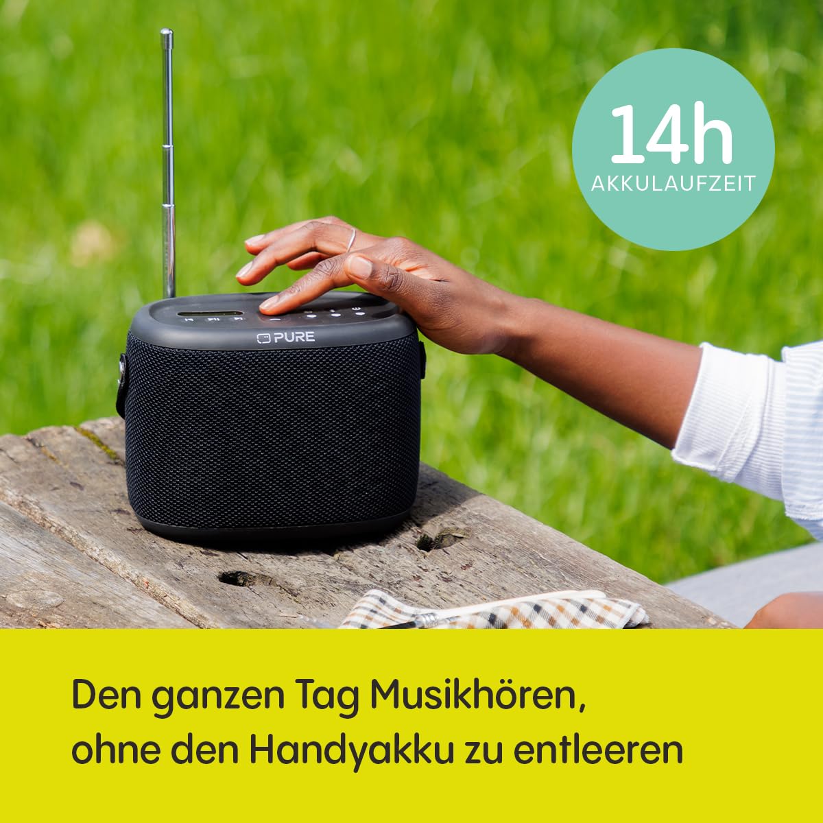 Pure Woodland Outdoor Bluetooth Lautsprecher – Wasserfeste Musikbox mit 10W Sound, DAB+ & FM Radio, 14h Akku, IP67 Schutz, tragbare Bluetooth Box, stabilem Bluetooth 5.1 Streaming - Schwarz