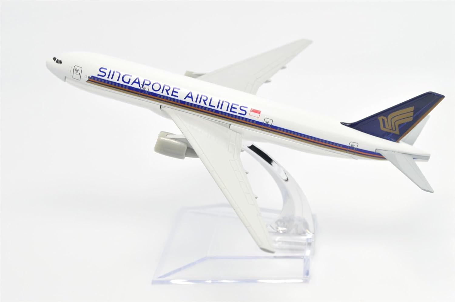 Buy TANG DYNASTY 1400 16cm B777 Singapore Airlines Metal Airplane