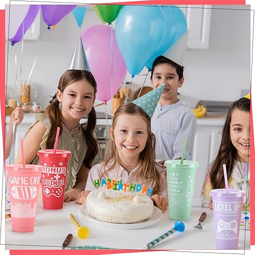 Vista 33 de Mifoci Vasos de plástico para videojuegos con tapas y pajitas, vaso reutilizable con tapa y pajita, lindo vaso de viaje para café helado, botella