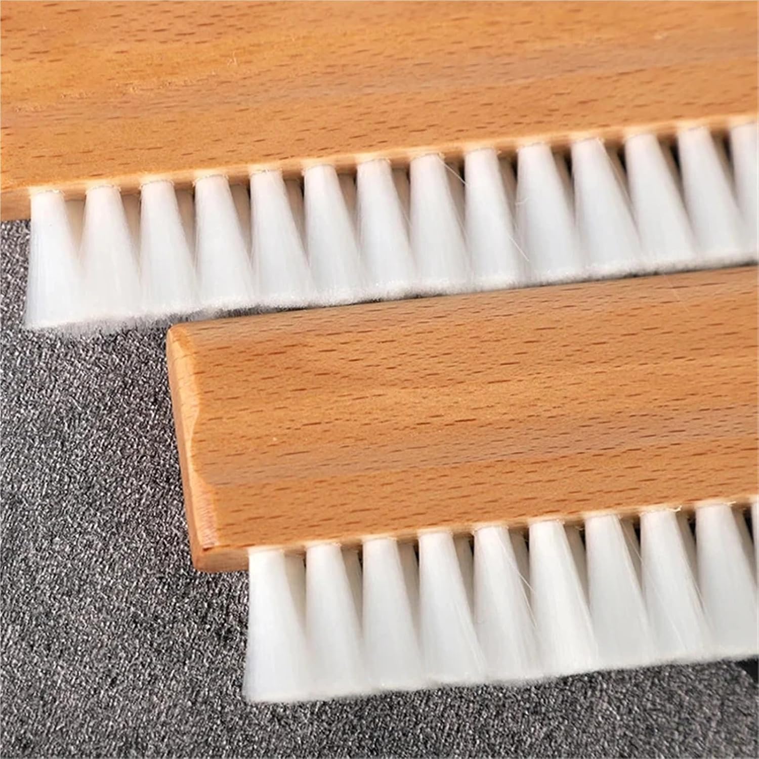 Vinyl Record Dust Cleaning Brush Natural Beech Handle Soft Bristle Anti-Static Cleaner Dust Remover Accessory Record Cleaning to