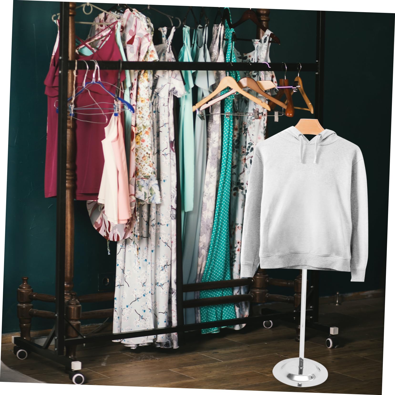 ULTECHNOVO Verstellbarer Kleiderbügel mit Flexibler Metall-kleiderständer für T-shirts Hemden und Jacken Höhenverstellbar für Einzelhandel und Warenpräsentation