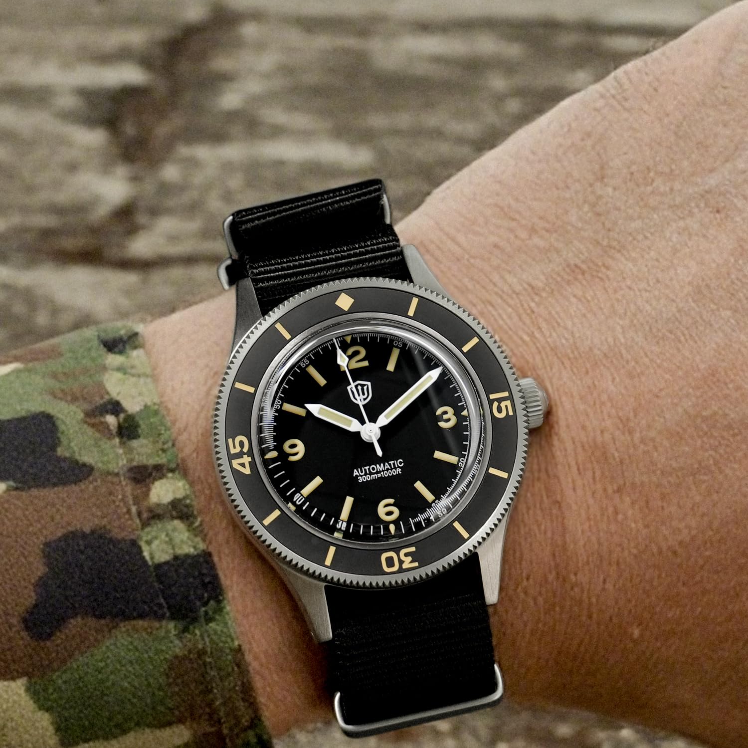 watchdives Montre de plongée automatique vintage WD50 Fathoms NH35 NH38 - Verre incurvé de 40 mm - Étanche à 300 m - Cadran noir avec bracelet en nylon