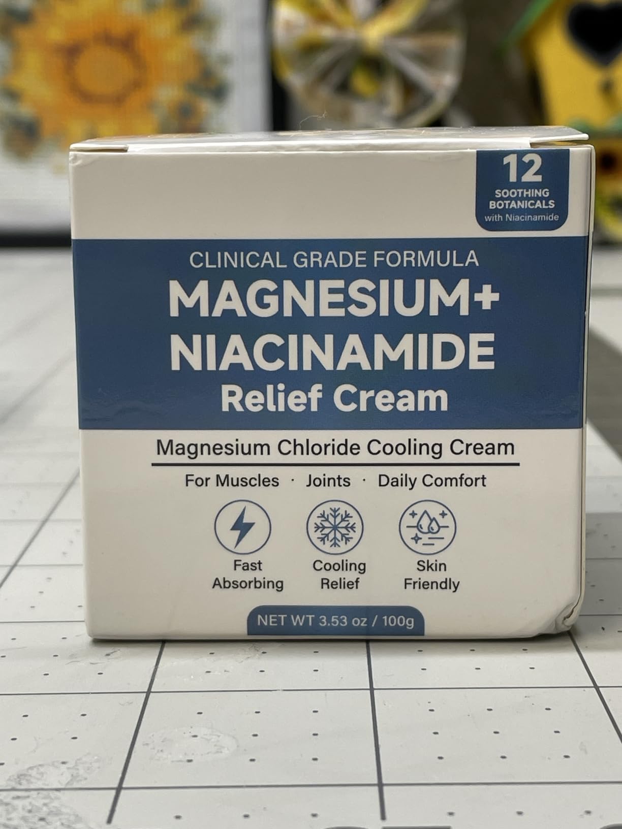 Kaminii Magnesium Niacinamide Relief Cream - Magnesium Cream for Joints, Leg, Foot, 12 Ingredients for Relief, Fast Acting Cooling Formula, Lightweight, Non-greasy -1PC