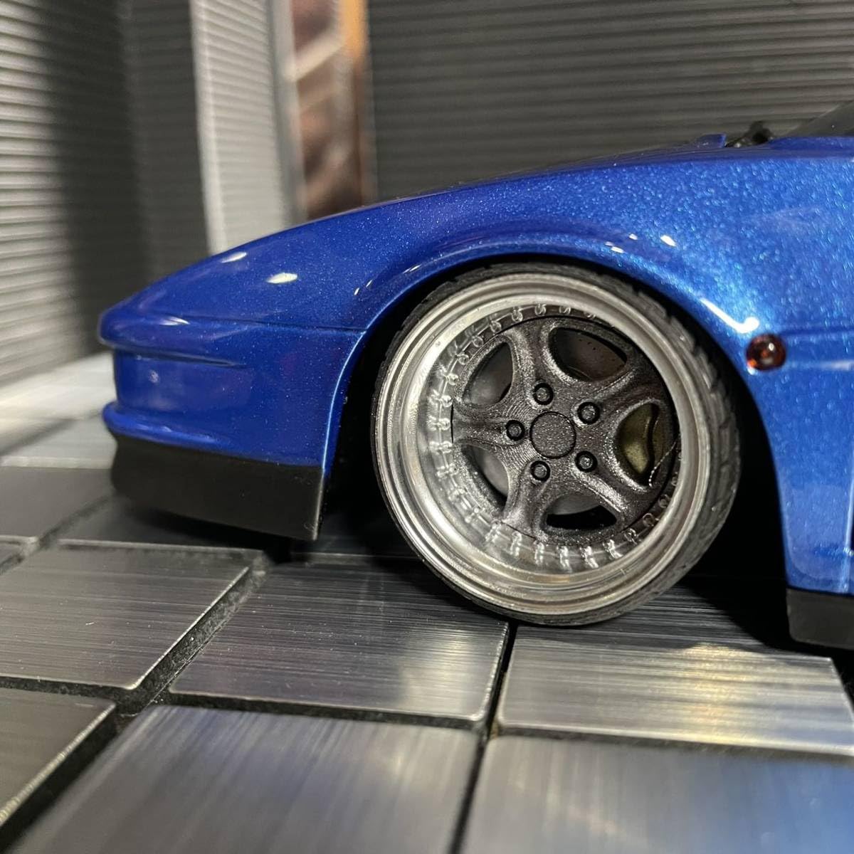 Amazon.co.jp: KKスケール 1/18 フェラーリ テスタロッサ モノ  