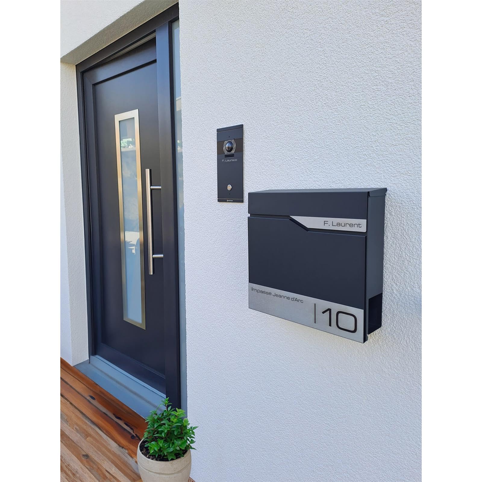 Metzler Boîte aux Lettres Murale avec Porte-nom, Design Moderne avec Compartiment à journaux Anthracite RAL 7016, Personnalisable avec Plaque Nominative en Acier Inoxydable V2A | Modèle Siebert…