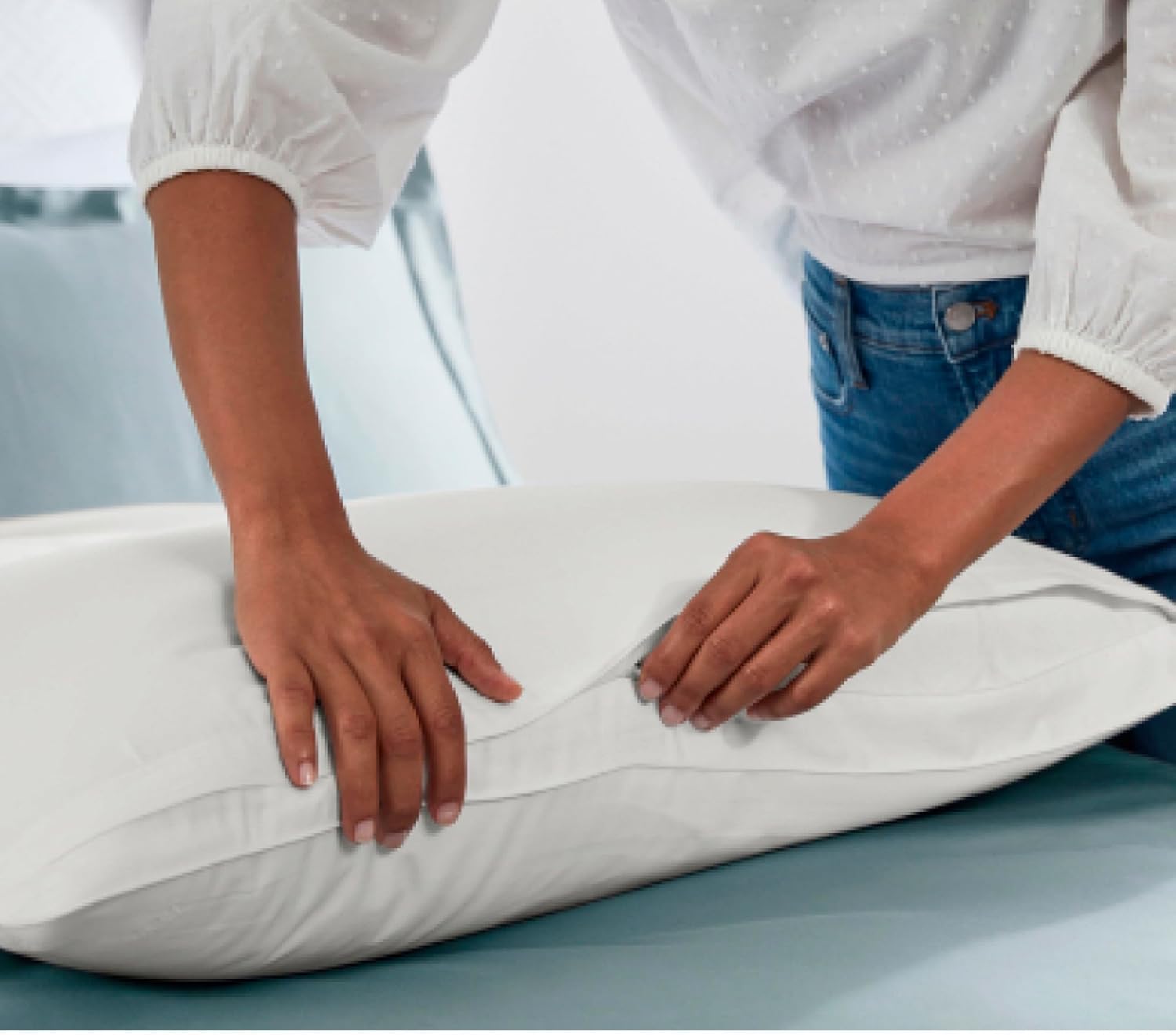 Boll & Branch Pillow Protector - Standard Size Pillows, White Cover - 1 Protector Included - Zipper Closure, Hypoallergenic, Soft, Breathable - Safe for Sensitive Skin