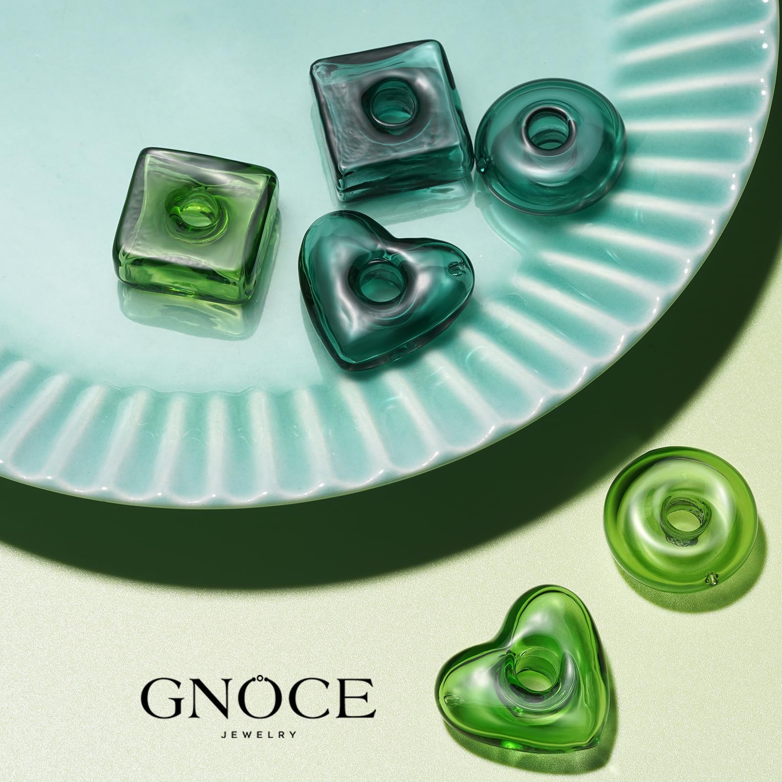 GNOCE Verde Scuro oli Essenziali Profumo Diffusore Charm Quadrato, Charms di Vetro di Murano per Donne Ragazze Moglie Fglia a Penzoloni, San Valentino, Regalo di Gioielli per la Festa Della Mamma