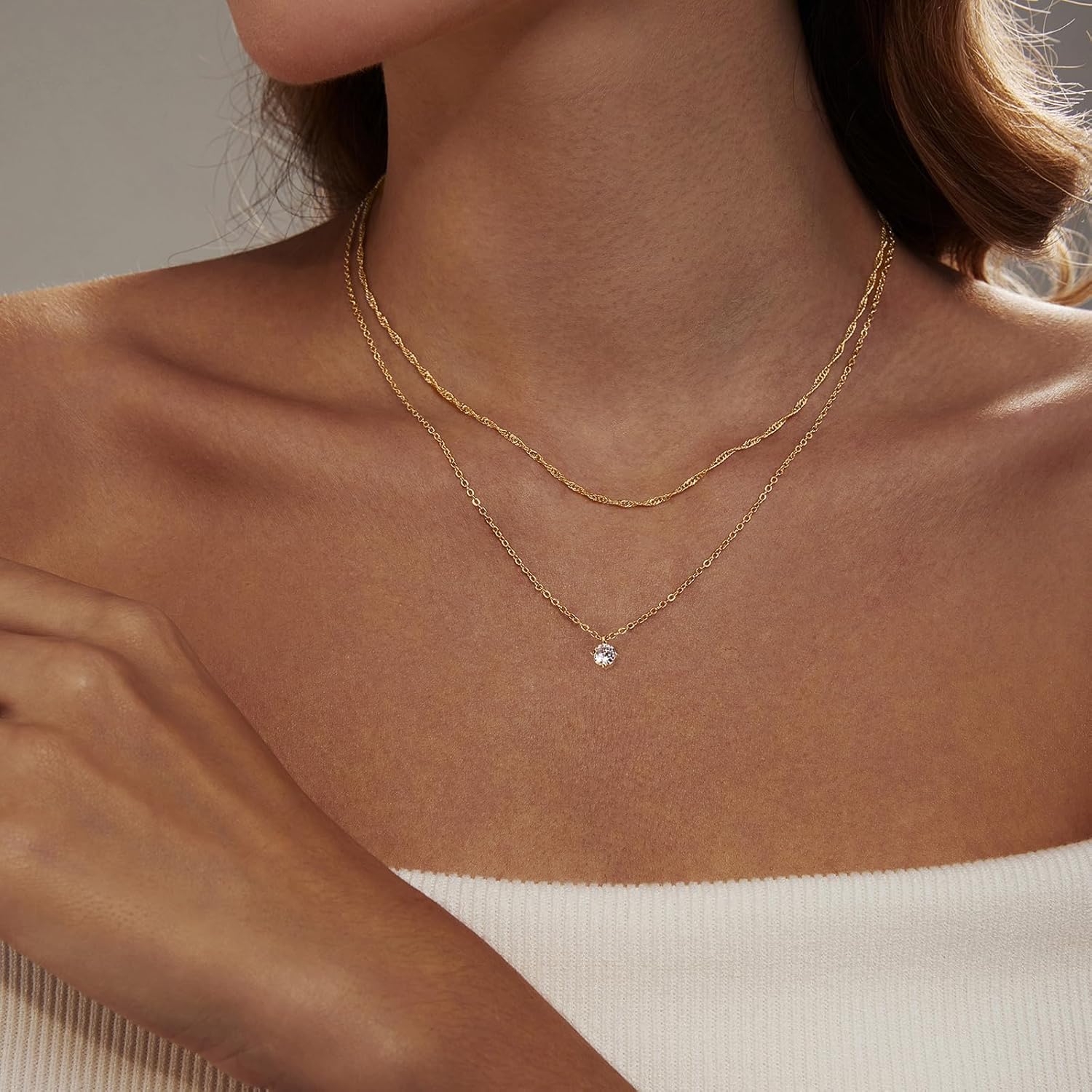 Diamond Pendant Necklace for Women, Dainty Gold Necklace 18k Gold Plated Paperclip Choker Necklaces Cute Open Oval Necklaces Simple Gold Necklace Jewelry Gifts for Women Trendy - Image 6