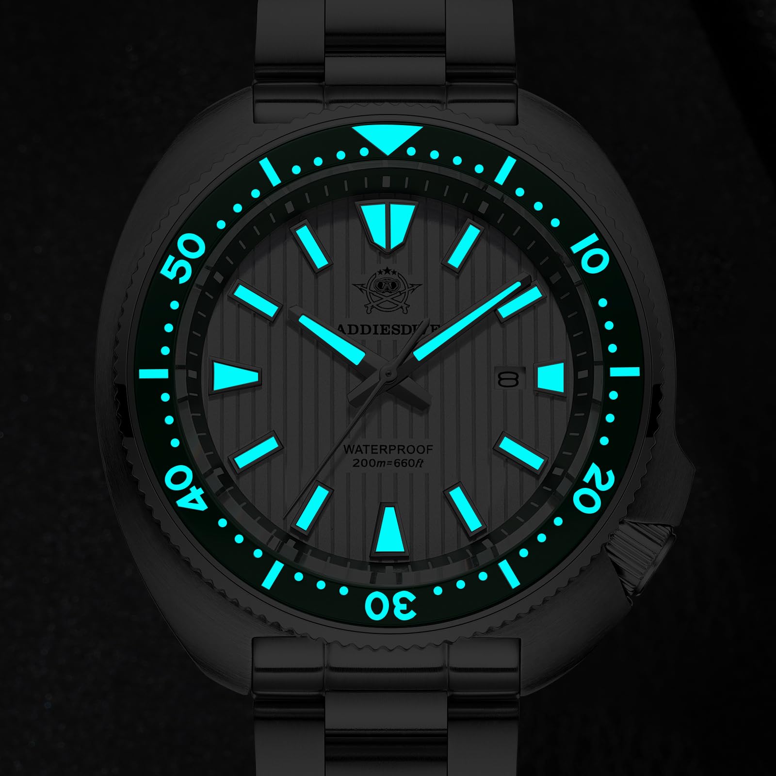 ADDIESDIVE Reloj de Buceo para Hombres 200m Cristal de Zafiro Esfera con Patrón 3D de Persianas Bisel de Cerámica Luminoso Movimiento de Cuarzo japonés Reloj de Acero Inoxidable AD2507