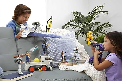 Miniatura 2 de Mattel Figura de acción y accesorios Lightyear de Disney y Pixar, robot de juguete Zyclops equipado con proyectiles, acción de explosión y expulsión