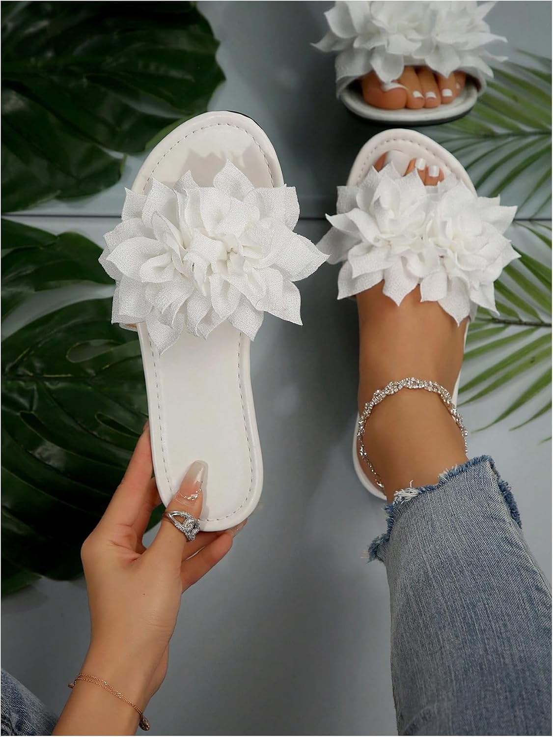 GORGLITTER Women's Flower Sandals 3D Floral Open Toe Cute Flat Slippers Dressy Summer Beach Slides 2025