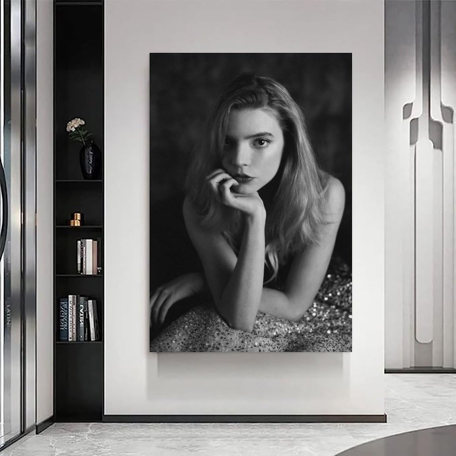 Anya Taylor Joy - Póster artístico de pared para dormitorio, sala de estar, 28 x 28 pulgadas, estilo marco Anya Taylor Joy - Póster artístico de pared para dormitorio, sala de estar, 28 x 28 pulgadas, estilo marco