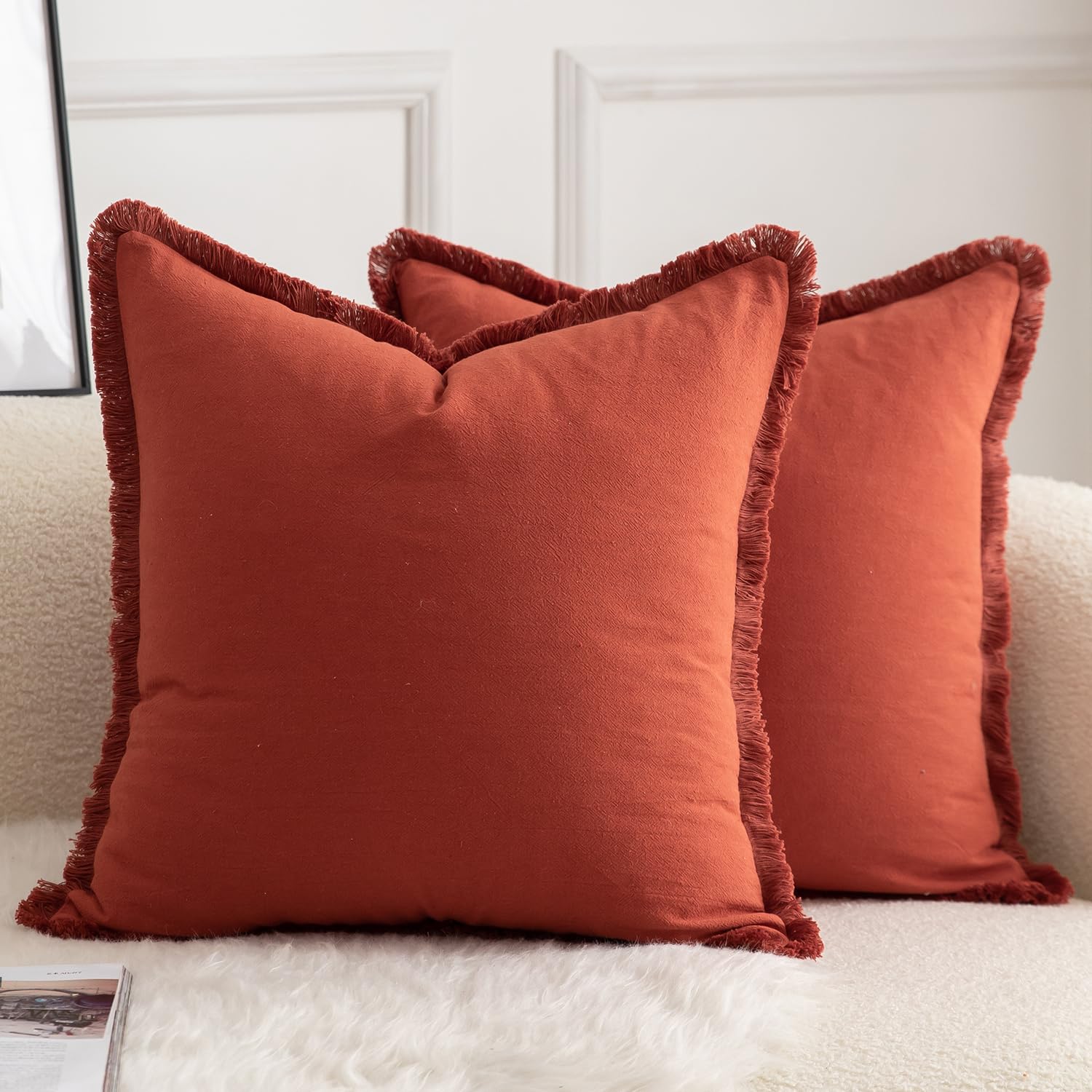 Mandioo 2er Set neutralen Baumwolle Quasten Kissenbezug 55x55cm Dekorative Kissenbezüge Dekokissen Boho Sofakissen Kissenhülle für Couch Sofa Schlafzimmer Wohnzimmer Heimdekoration Gebrannter Ziegel