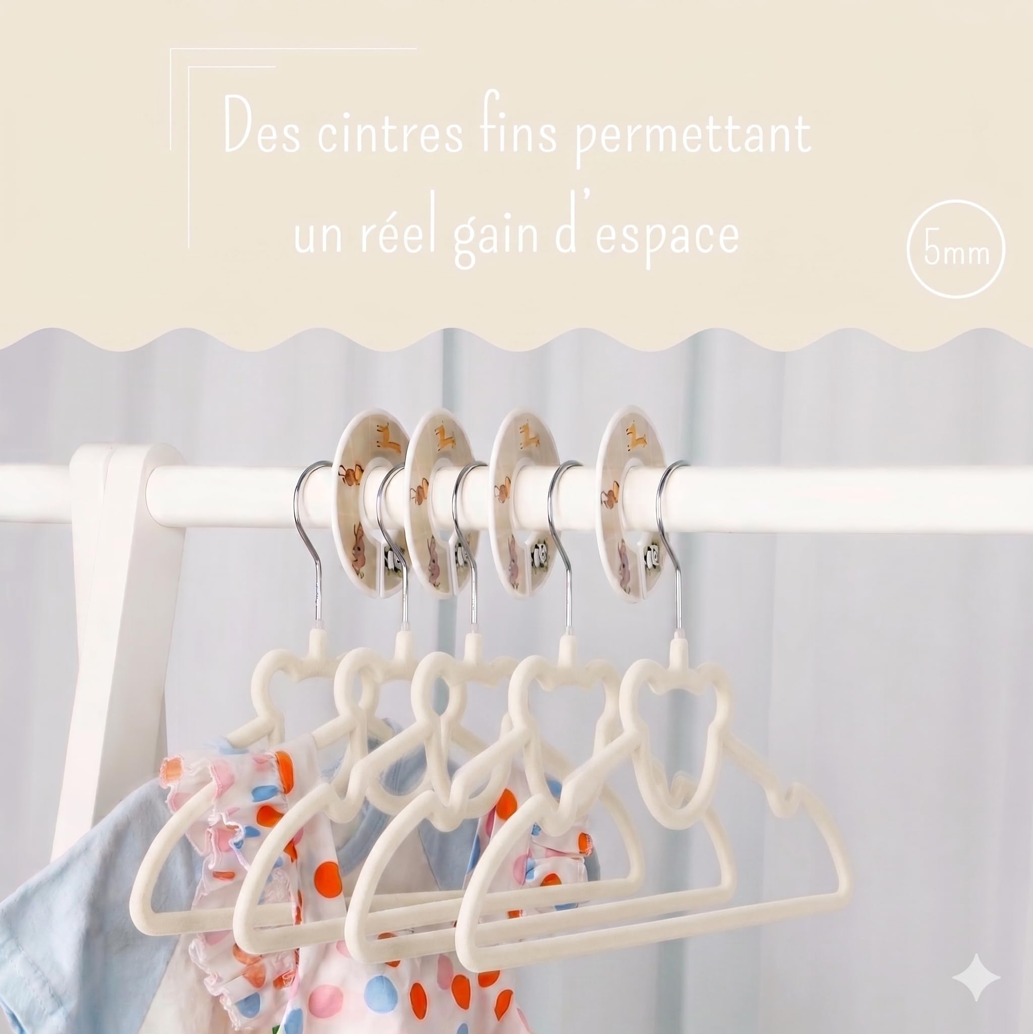 Lot de 30 cintres en Velours Haute qualité pour bébé et 4 séparateurs de Taille - Cintres pour Enfant antidérapants - Crochet pivotant à 360° - Peu encombrant pour Vestes, Robes, Pantalons, t-Shirts