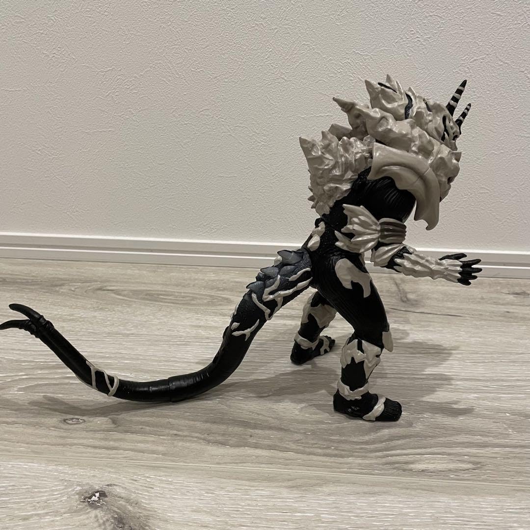 モンスターX フィギュア ソフビ Amazon.co.jp: 魂ネイションズ ゴジラ ファイナルウォーズ