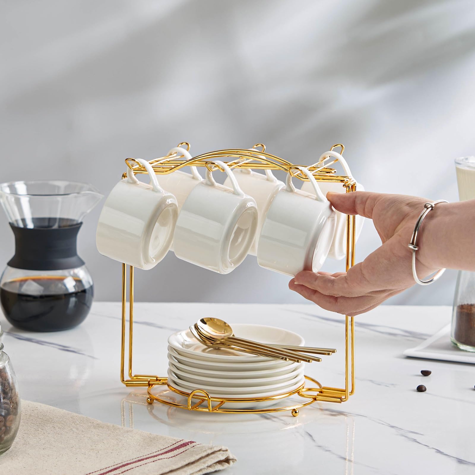 YOLIFE Espressotassen mit Untertassen, 70 ml, 6 Stück, mit goldfarbenem Metallständer | Kaffee stapelbare Espressotassen, Keramik Expresso Shots Tasse mit Ständer & Untertassen, Weiß