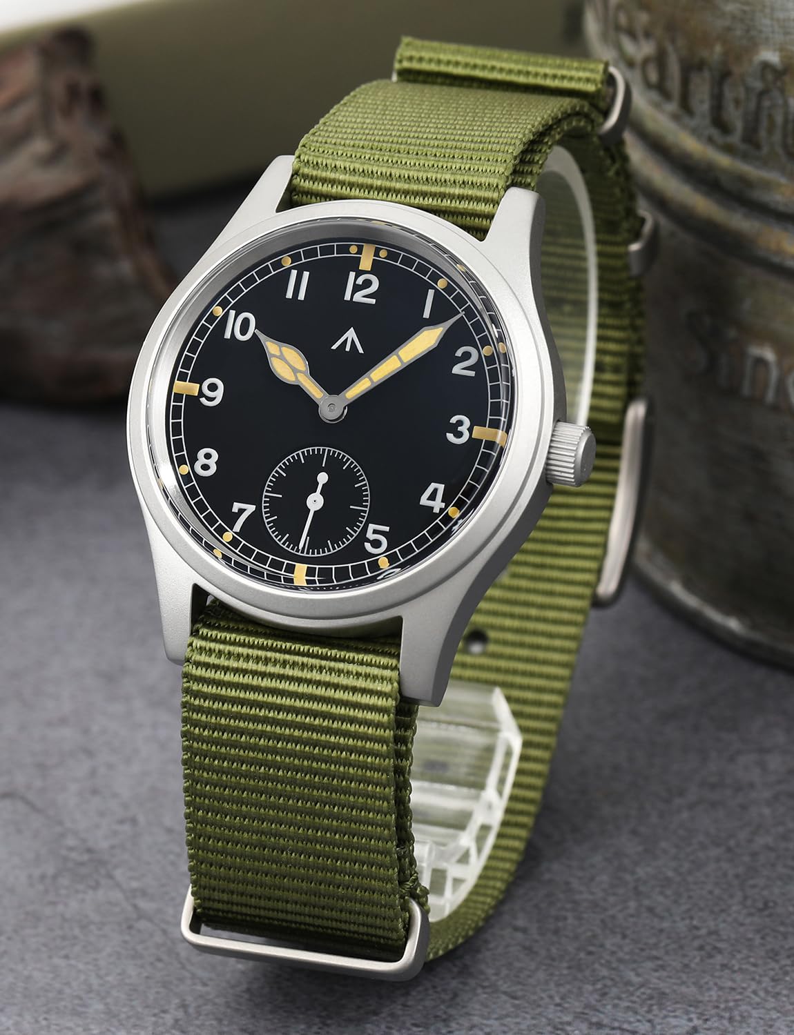 Tactical Frog Militado D12 VD78 - Reloj Militar para Hombre, Cuarzo de Cristal de Zafiro superluminoso, Esfera de 36 mm, Estilo Militar, Resistente al Agua hasta 100 Metros