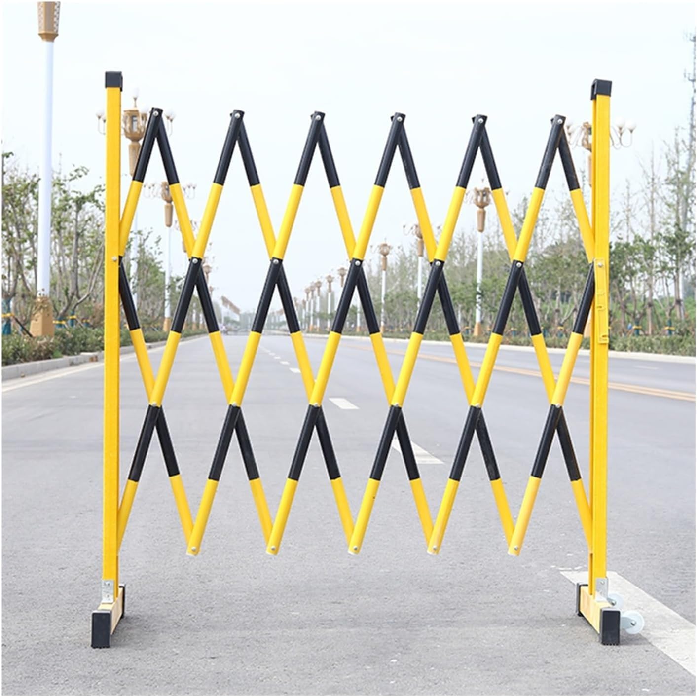 Barricade extensible avec roulettes noire barrière mobile industrielle pliante 120x200cm