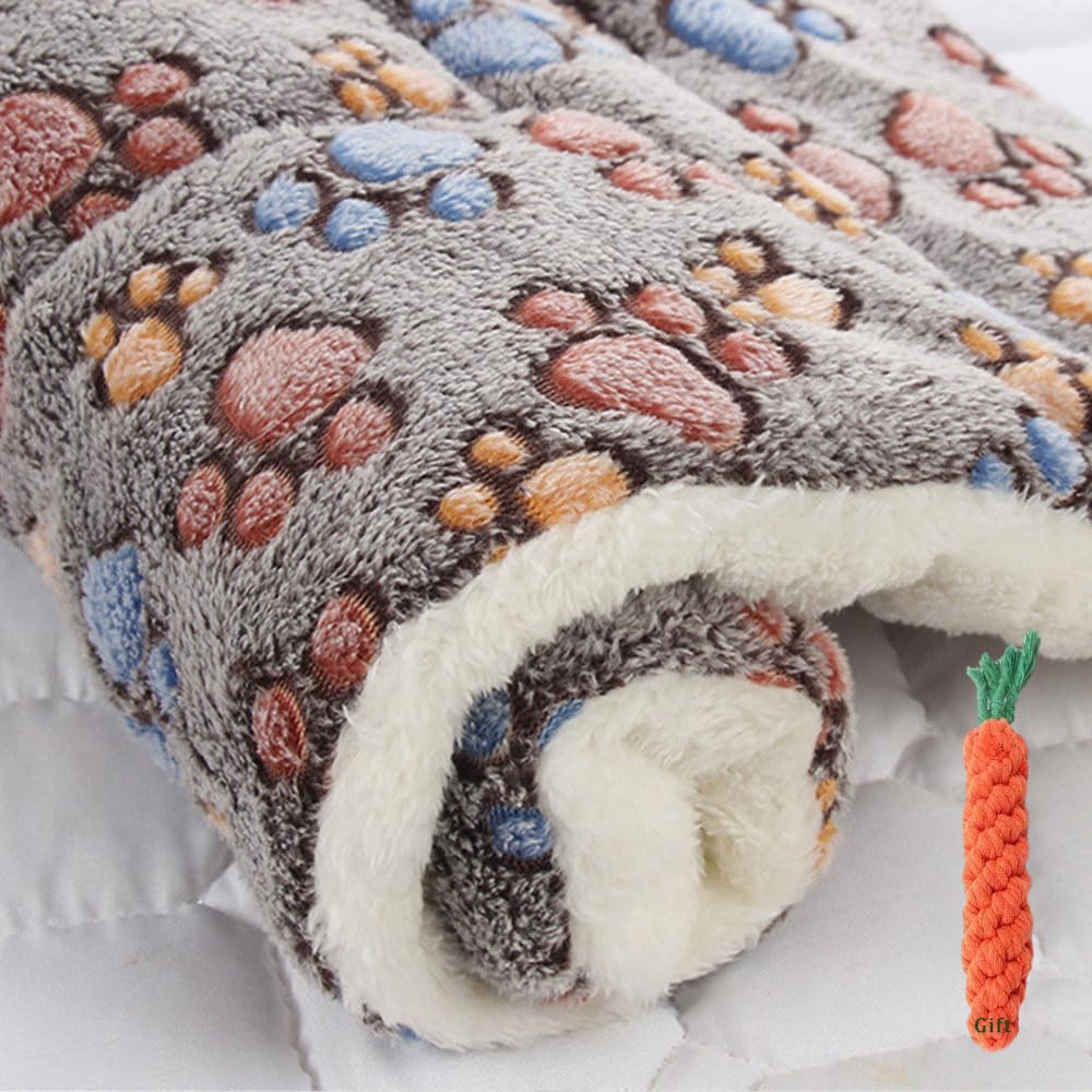 FANSU Comfy Dog Bed Mat Flannel Cashmere Cats Beds Pad Warm Self Heating Pet Pad Plush Blanket for Puppy Kitten Washable Reversible for Indoor Outdoor Car (79x60cm,footprints)