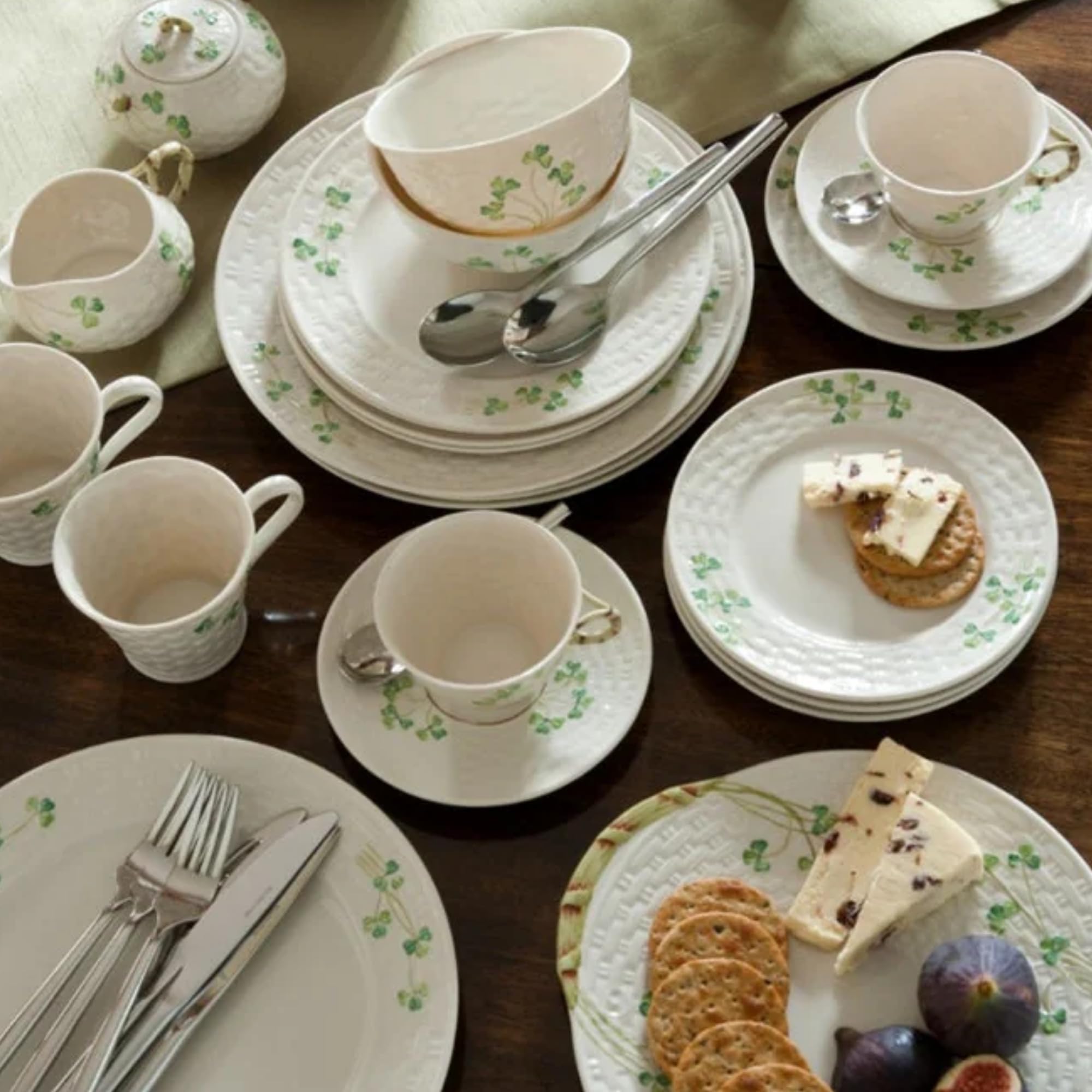 Belleek Shamrock talerz obiadowy, wielokolorowy