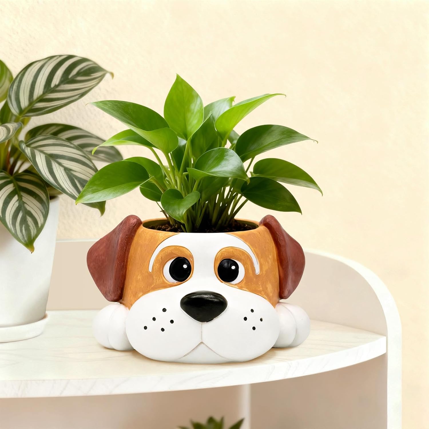 Amazon.co.jp: かわいいクリームケーキ型の多肉植物プランターポット、面白い漫画の動物が食べるケーキプランターポット、排水穴付き、小さな樹脂  植木鉢、ホームオフィスデスクトップデコレーション用(犬) : DIY・工具・ガーデン プランターポット 植物用セメント植木鉢 ... 犬用樹脂プランターポット - 面白い動物植物ポット ホームオフィス装飾用 かわいい植木鉢 排水穴付き 屋内屋外植物用 ユニークな多肉