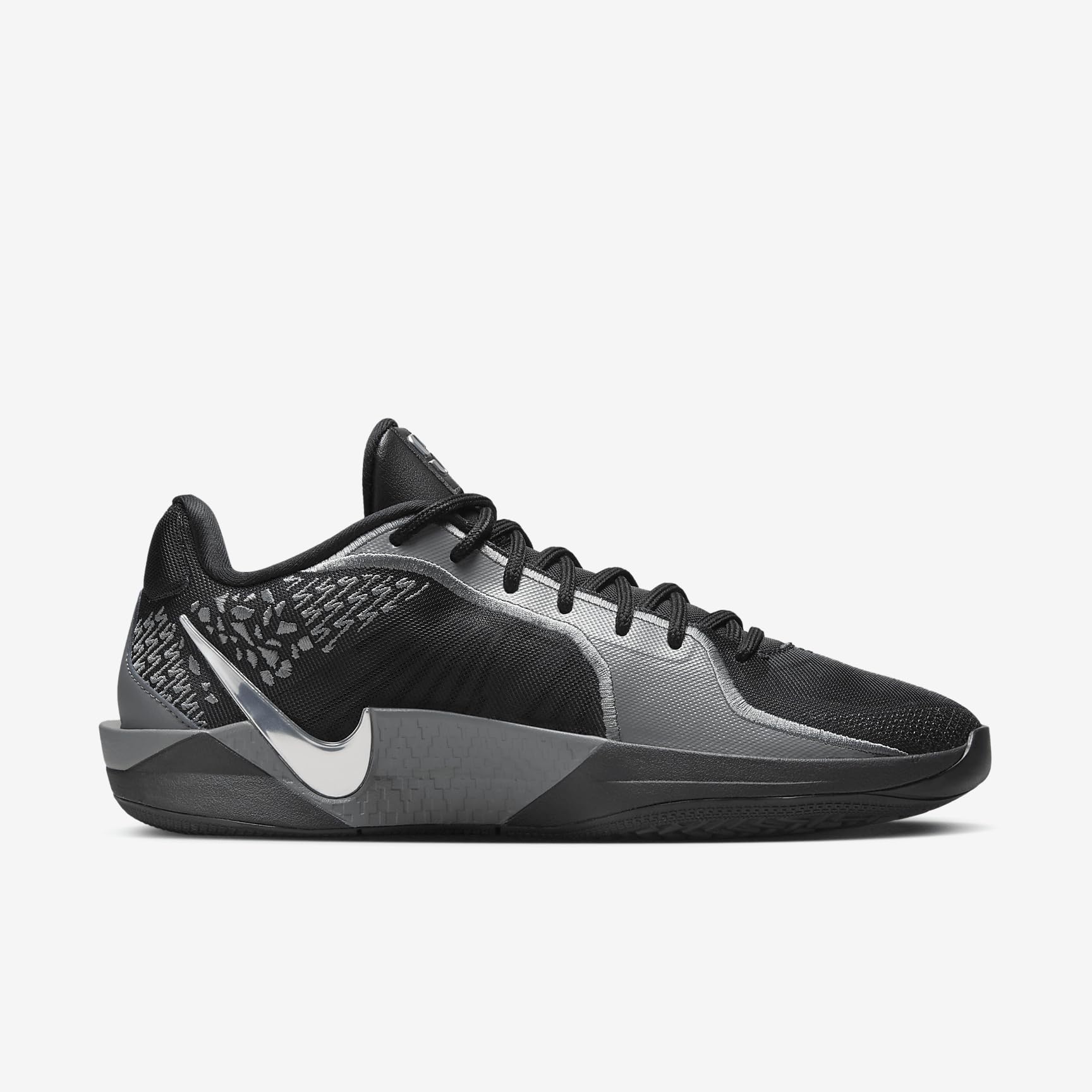 Nike Sabrina 2 Basketballschuhe (FQ2174-001, Black/Smoke Grey/Opti Yellow/Metallic Silver)