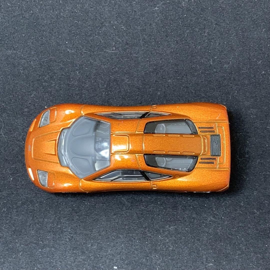 Amazon.co.jp: 込 トミカプレミアム マクラーレン F1 TOMICA : おもちゃ
