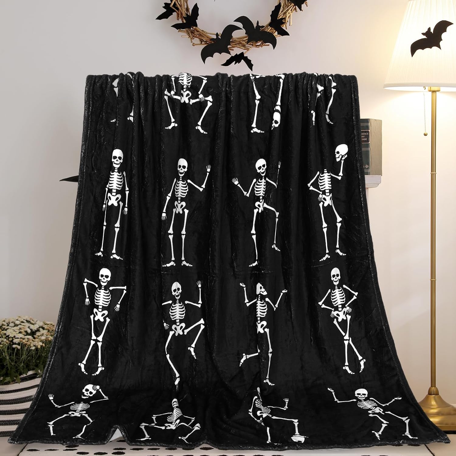 JarThenaAMCS Halloween Throw Blanket Black White Dancing Skeleton Fuzzy Blanket Decorative Soft Cozy Flannel Blanket for Home Bed Sofa Couch Chair, 50 x 60 Inch - Image 2