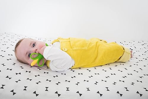 Miniatura 10 de Nuby Mordedor calmante de plátano, amarillo, 5 pulgadas (paquete de 1)