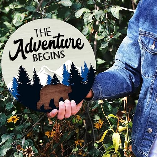 Miniatura 2 de LHIUEM Letrero colgante de madera con texto en inglés "The Adventure Begins", decoración de pared de bosque, con citas inspiradoras de montaña de