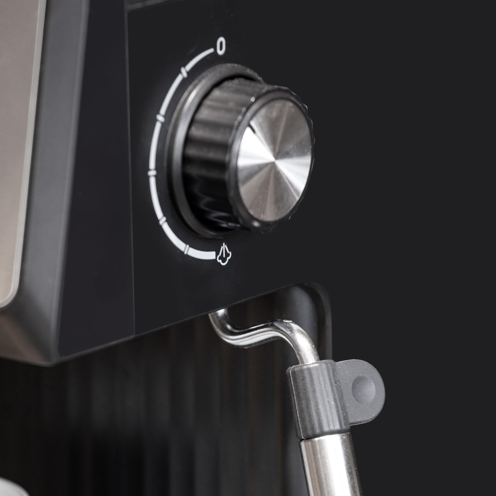 JATA JECA2525 - Cafetera express 20 bares 850 W | Brazo con doble salida y filtro para 1 o 2 cafés | Vaporizador para espumar leche y hacer cappuccinos | Calienta tazas | Depósito extraíble 1,8 L
