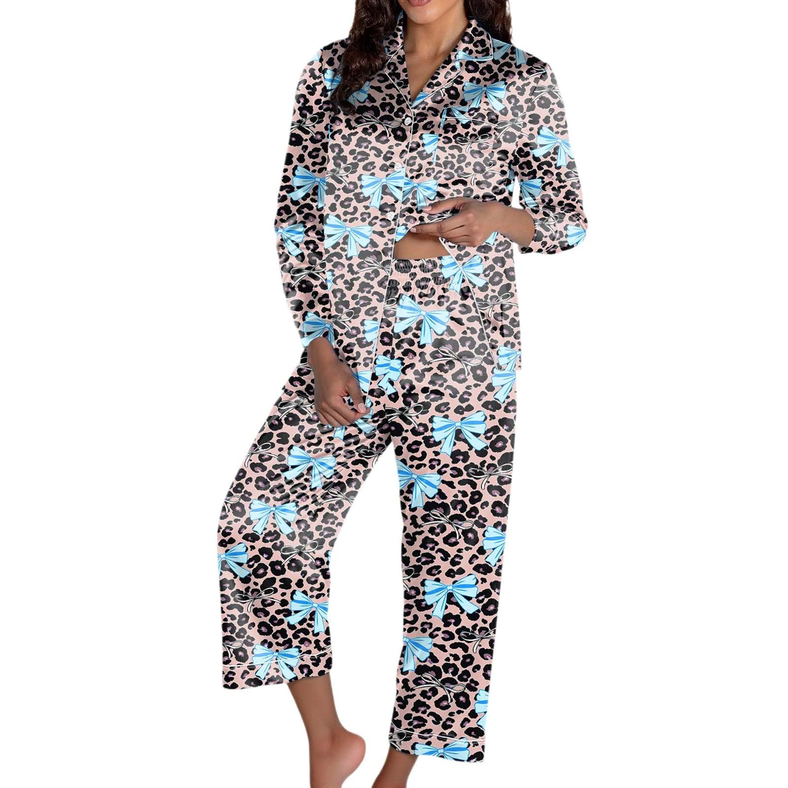 Pyjama mit Tiermuster, weich bequem, mit Schleifendetail – EIN gemütliches zweiteiliges Outfit für Entspannung erholsamen Schlaf zu Hause.