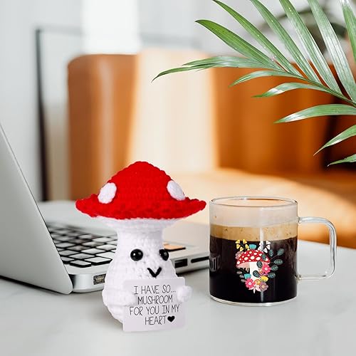 Vista 18 de BOXOB Divertido pepino positivo, pepino de punto de 4.3 pulgadas con tarjetas positivas, base de madera, apoyo emocional, pepinillo positivo