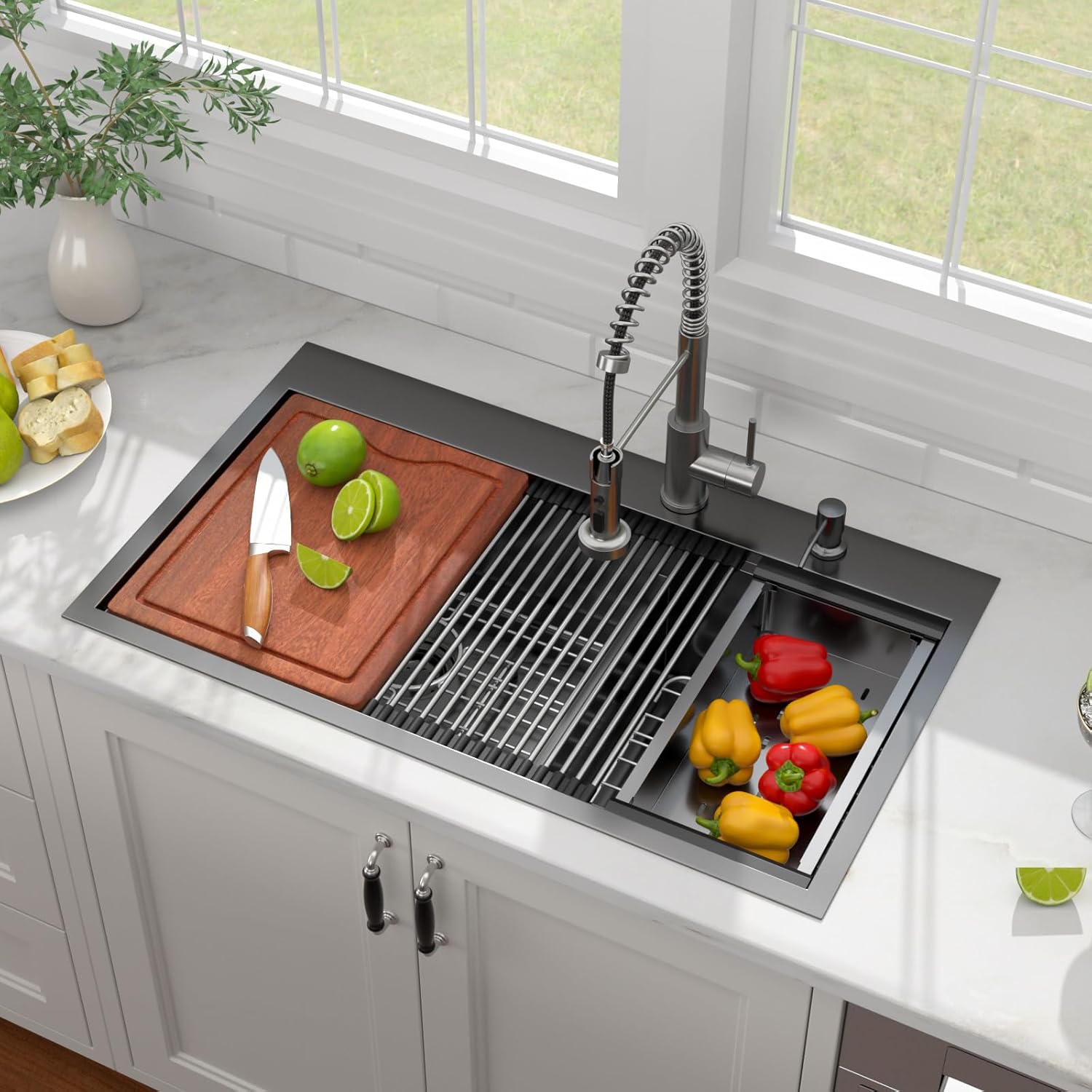 33 Inch Workstation Sink Double Bowl All-In-One with Pull-Out Faucet Combo Large Double Bowl 60/40 Split Low Divid 304 Stainless Steel #LOF0016S, Black 33"x19"x9"