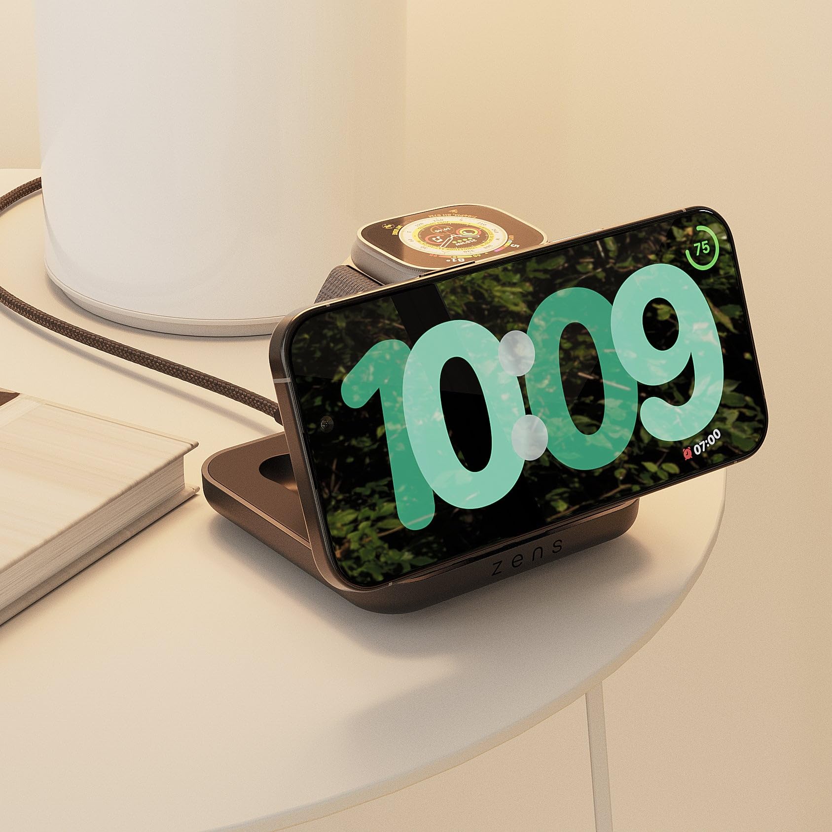 Zens Magnetic Nightstand Wireless Charger PRO 2 (2026), Nero | MagSafe & Qi 15W Wireless Charger per iPhone/Apple Watch/AirPods, Adattatore da 30 W (EU/UK/US), Cavo da 1,5 m Integrato