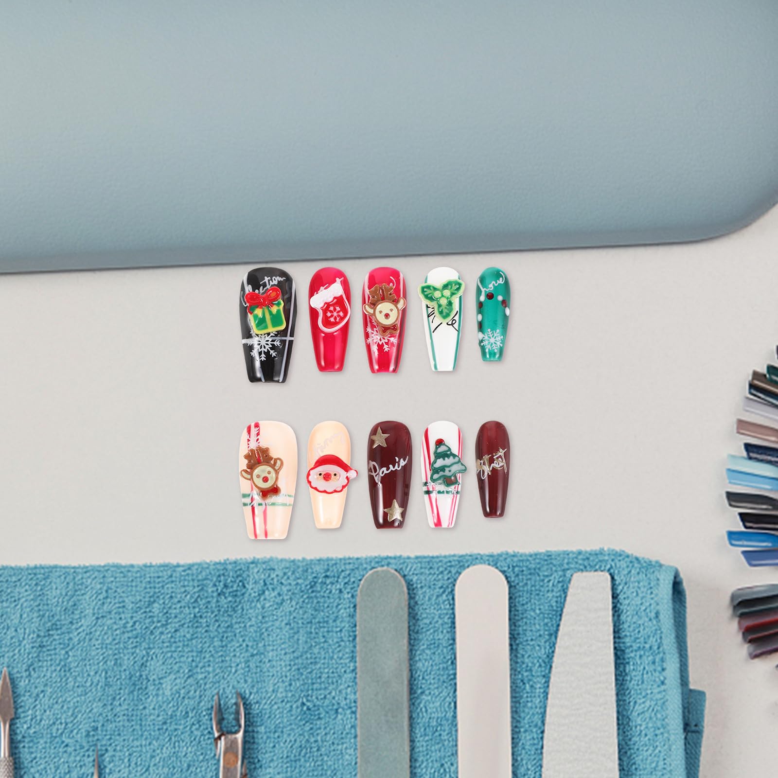 5 Sets Wiederverwendbare Weihnachtsmann Press On Nägel für Damen,