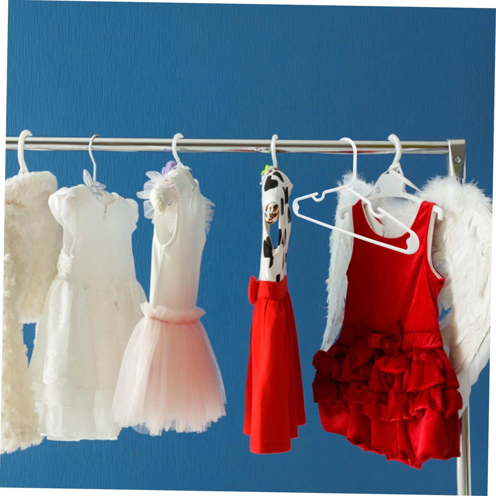 MUCKLILY 10 Pack Kid Hangers Kids Clothes Hangers Pp Dry Wet Use Anti-Slip Space-Saving for Closet Wardrobe