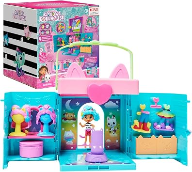 Gabbys Dollhouse, Dress-Up Closet Portable Playset with a Gabby Doll, Surprise Toys and Photo Shoot Accessories, Kids Toys for Ages 3 and up