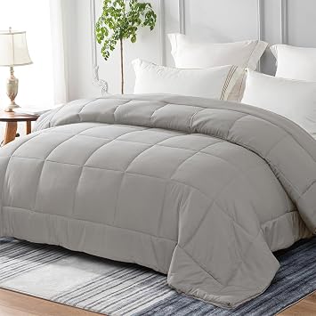 Whale Flotilla Reversible Duvet King Size for All Seasons, 7.5 Tog Down Alternative Box Sitiched Comforter, Lightweight and Machine Washable Bedding Set, 220x240 cm, Light Grey