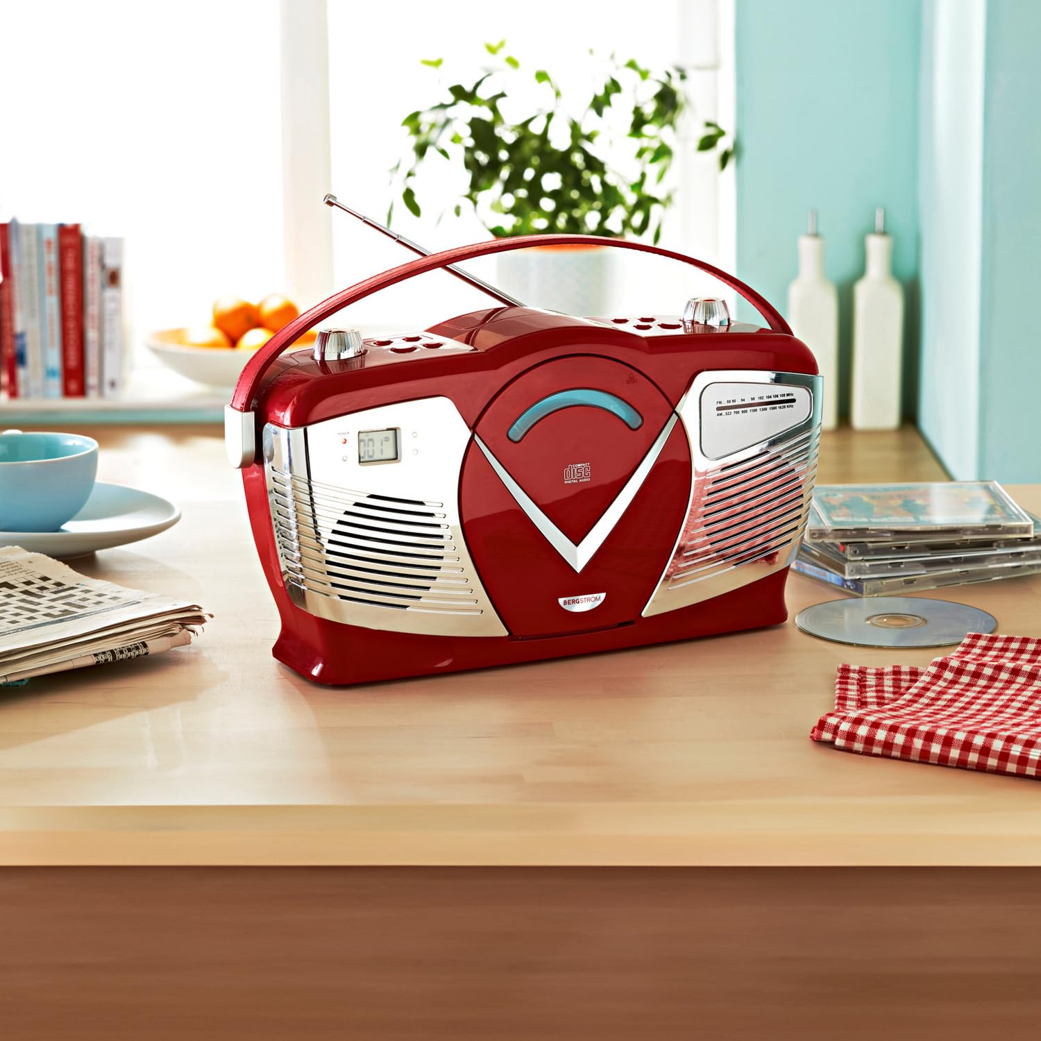 3 PAGEN® Retro Stereo-Anlage Boombox – tragbarer CD-Player mit Radiofunktion – Netz- und Batteriebetrieb möglich – ideal für Unterwegs & Zuhause – USB-Anschlüsse – Tragegriff in Lederoptik - rot