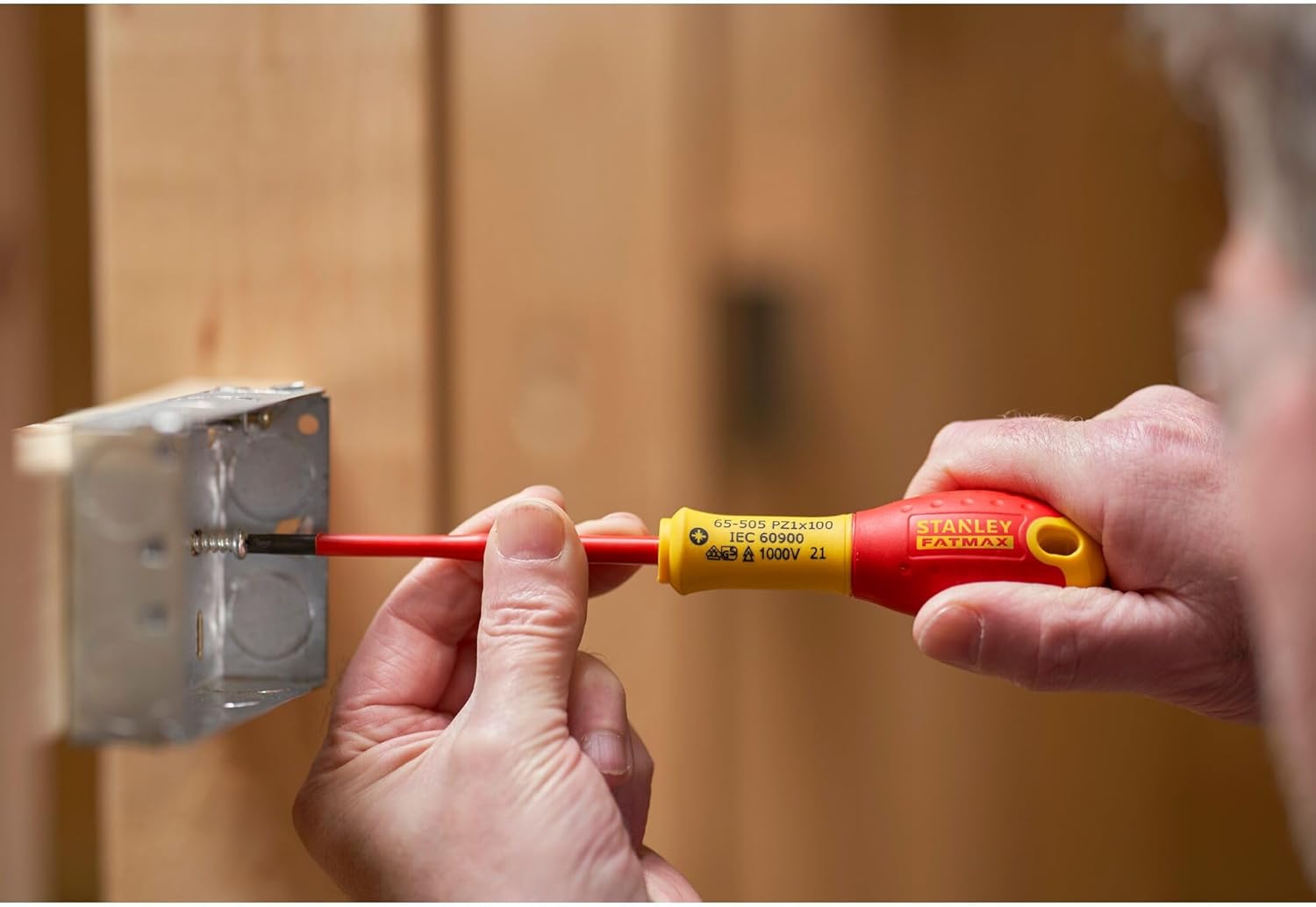 Stanley FMHT0-62649 PZ/VDE Screwdriver-Set "Borneo", Red/Yellow