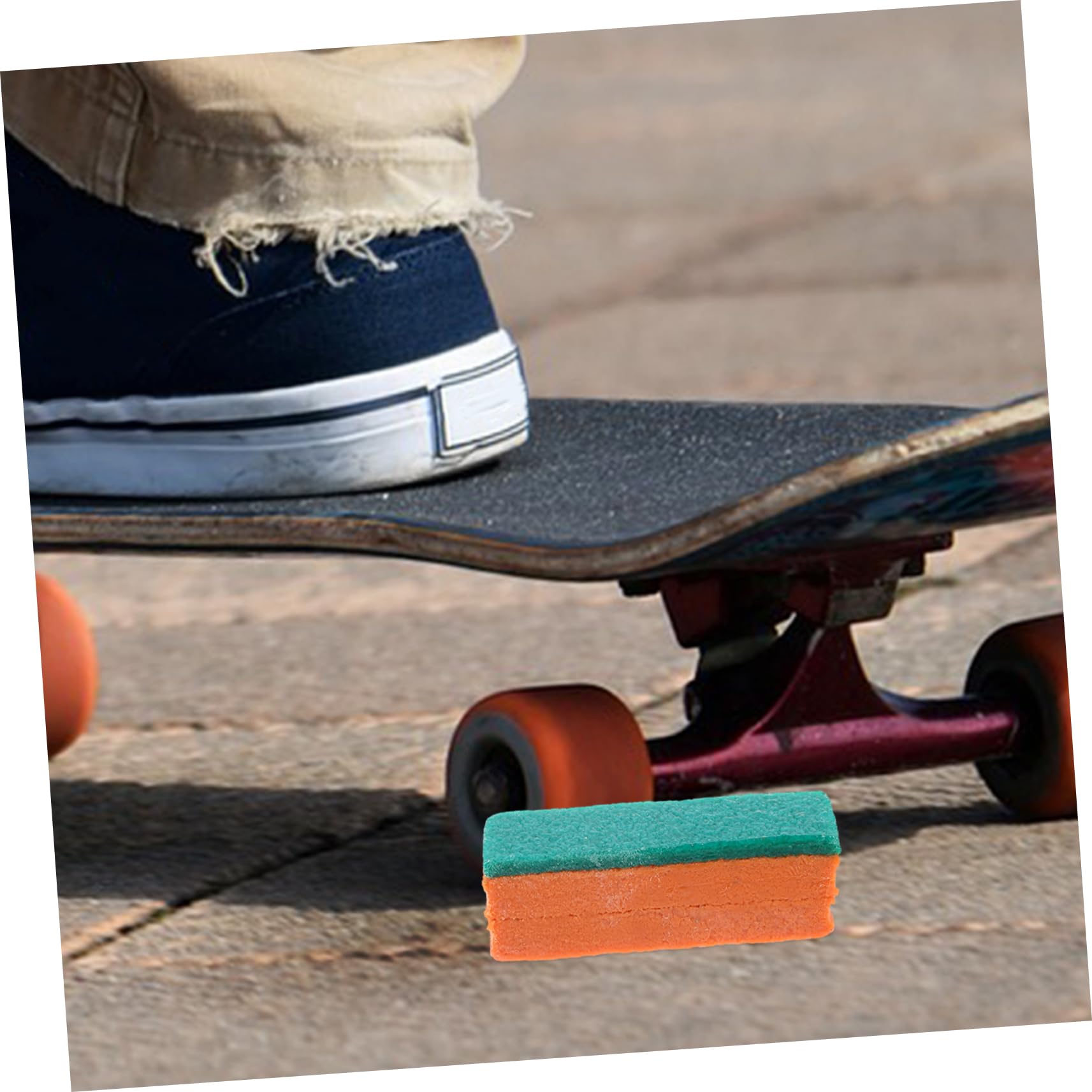 Toddmomy Skateboard Grip Tape Cleaner Multifunctional Rubber for Skateboards Tennis Rackets Shoe Soles Compact Stylish Color Design -wear Cleaning Tool