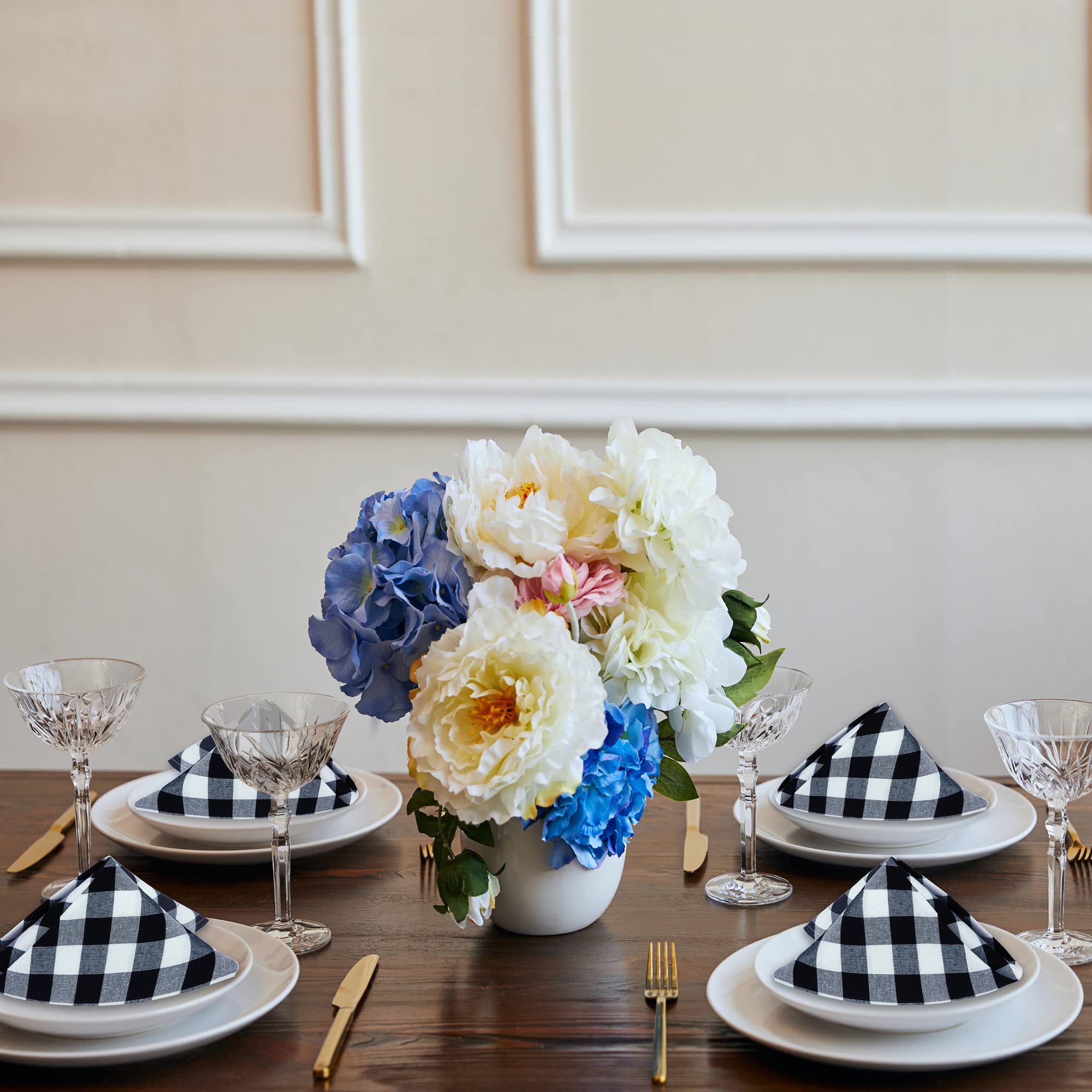 Buffalo Check Dinner Table Napkins, 4 Pack, Black & White- 17