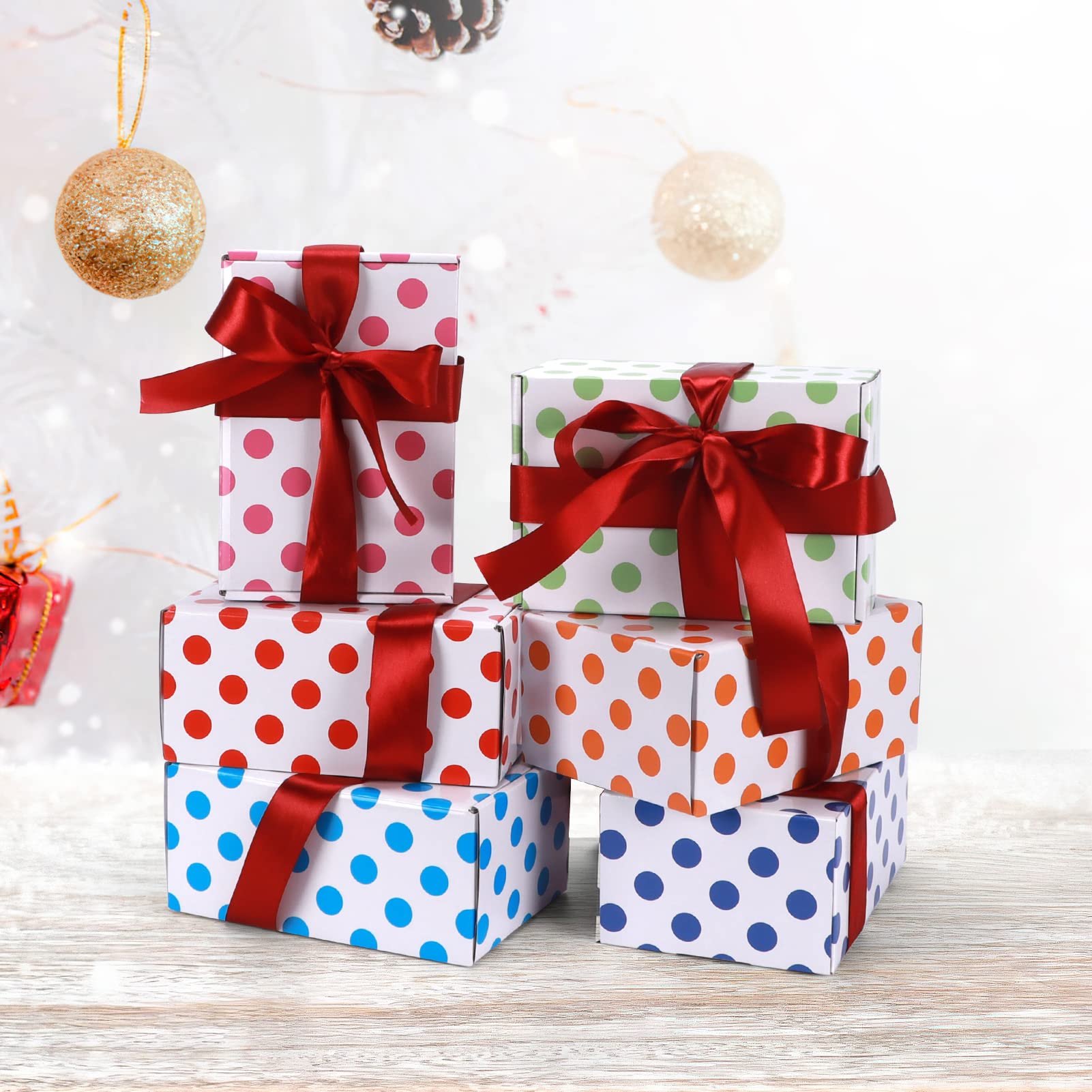 Hoikwo Lot de 18 boîtes cadeaux élégantes de luxe vides en vrac pour cadeaux de fête des mères - Boîtes décoratives avec couvercles pour cadeaux de femme - Blanc - 22,9 x 15,2 x 10,2 cm