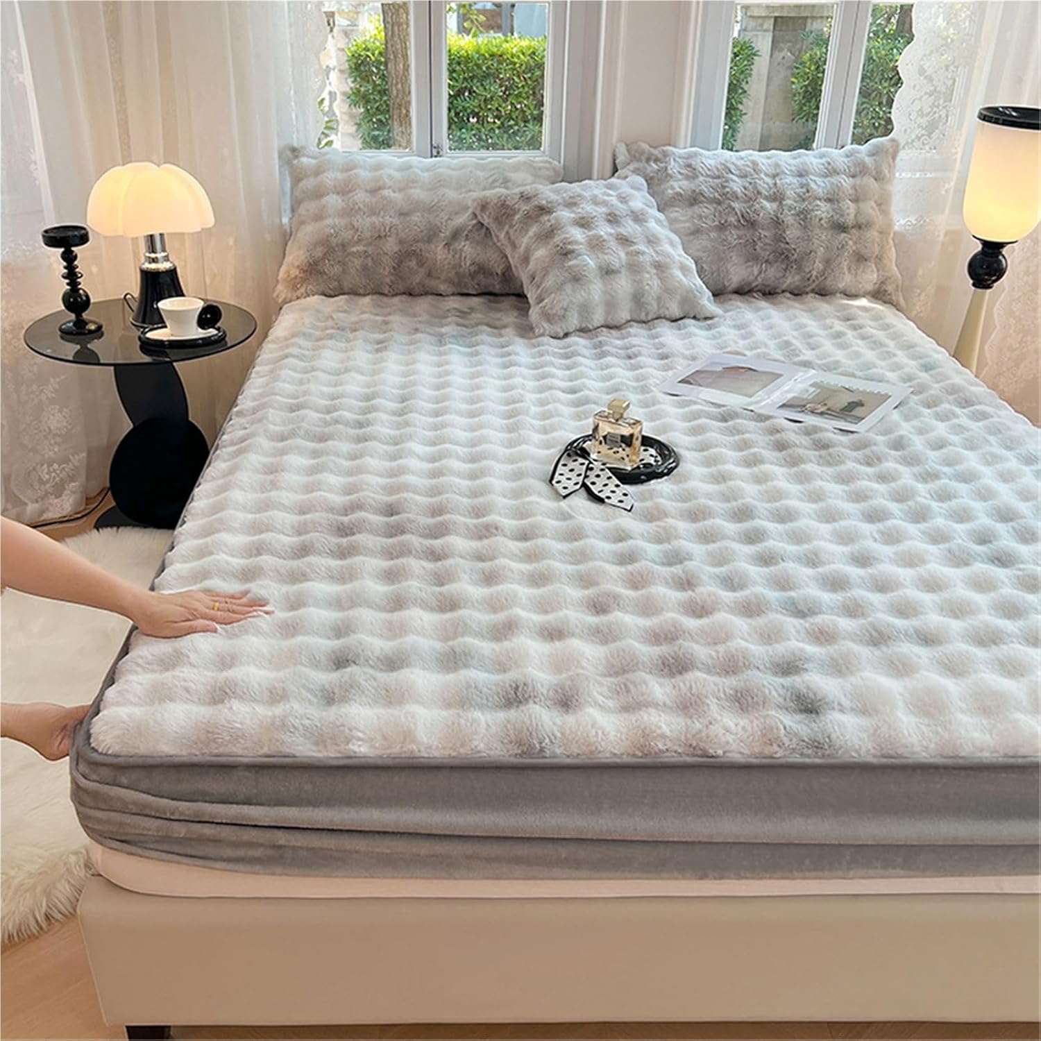 Elastic Bed Sheets, Plush Velvet Fitted Sheet, Winter Warm Thickened Fitted Sheet Bedspread, Soft Bedcover Mattress Cover with Elastic, Various Sizes(White,2*Pillow Cover)