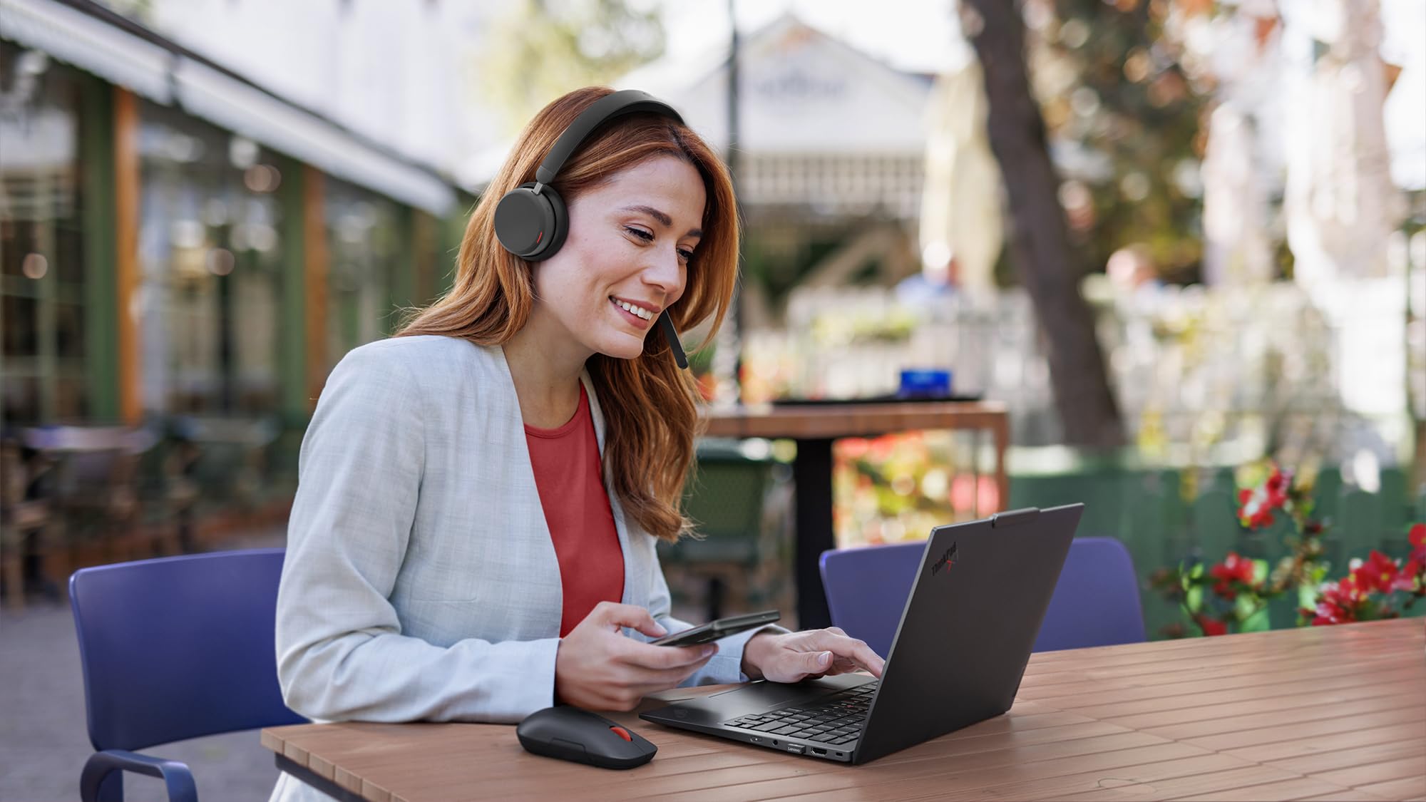 Lenovo 6550 - Headset - On-Ear - Bluetooth - kabellos - aktive Rauschunterdrückung - Schwarz - Zertifiziert für Microsoft Teams