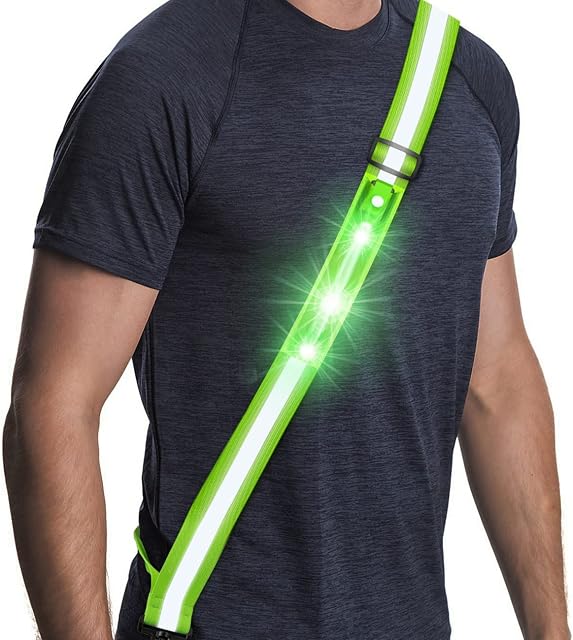 Running Lights for Runners Reflective Sash for Walking at Night, High Visibility Chest LED Lamp Adjustable Night Running Safety Gear Rechargeable Light Up Running Belt Reflective Gear for Men Women