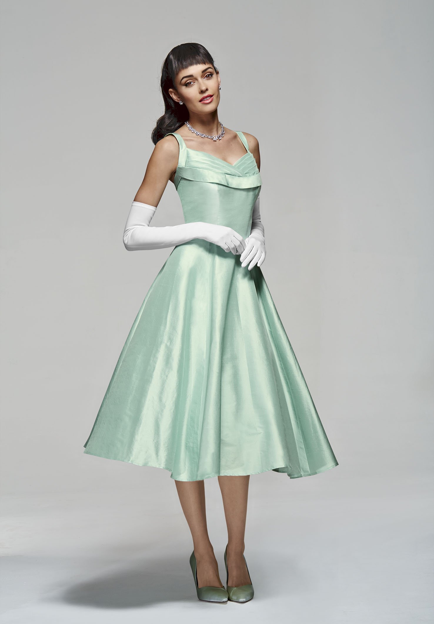 Amazon.com: Simplicity 1155 Women's Plus Size 1950s' Vintage Dress Sewing  Pattern, Sizes 10-18 : Arts, Crafts & Sewing