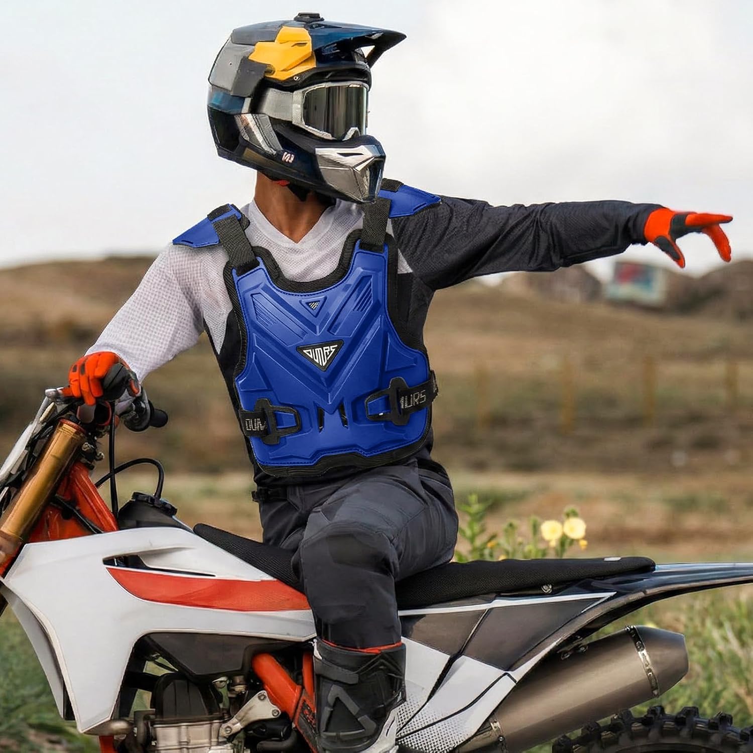 Adult Off-Road Motorcycle Chest Protector, Lightweight Design with Reinforced PP Armor Plates, Breathable Motocross Protector for Dirt Bike, ATV & Skateboard