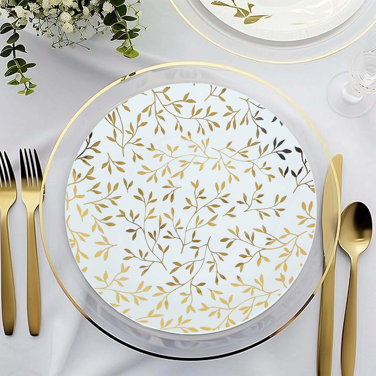 Efavormart 10 Pack White Round Plastic Dinner Plates with Gold Leaf Design, Heavy Duty Disposable Party Plates - 10"